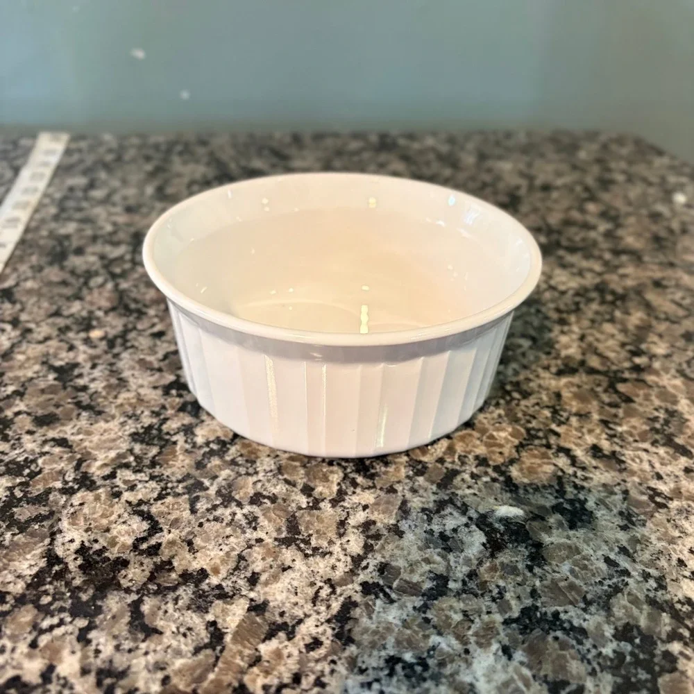 2 White Ceramic Fluted Ramekin Souffle Dish Round Stoneware Baking Cup 4.5 Inch